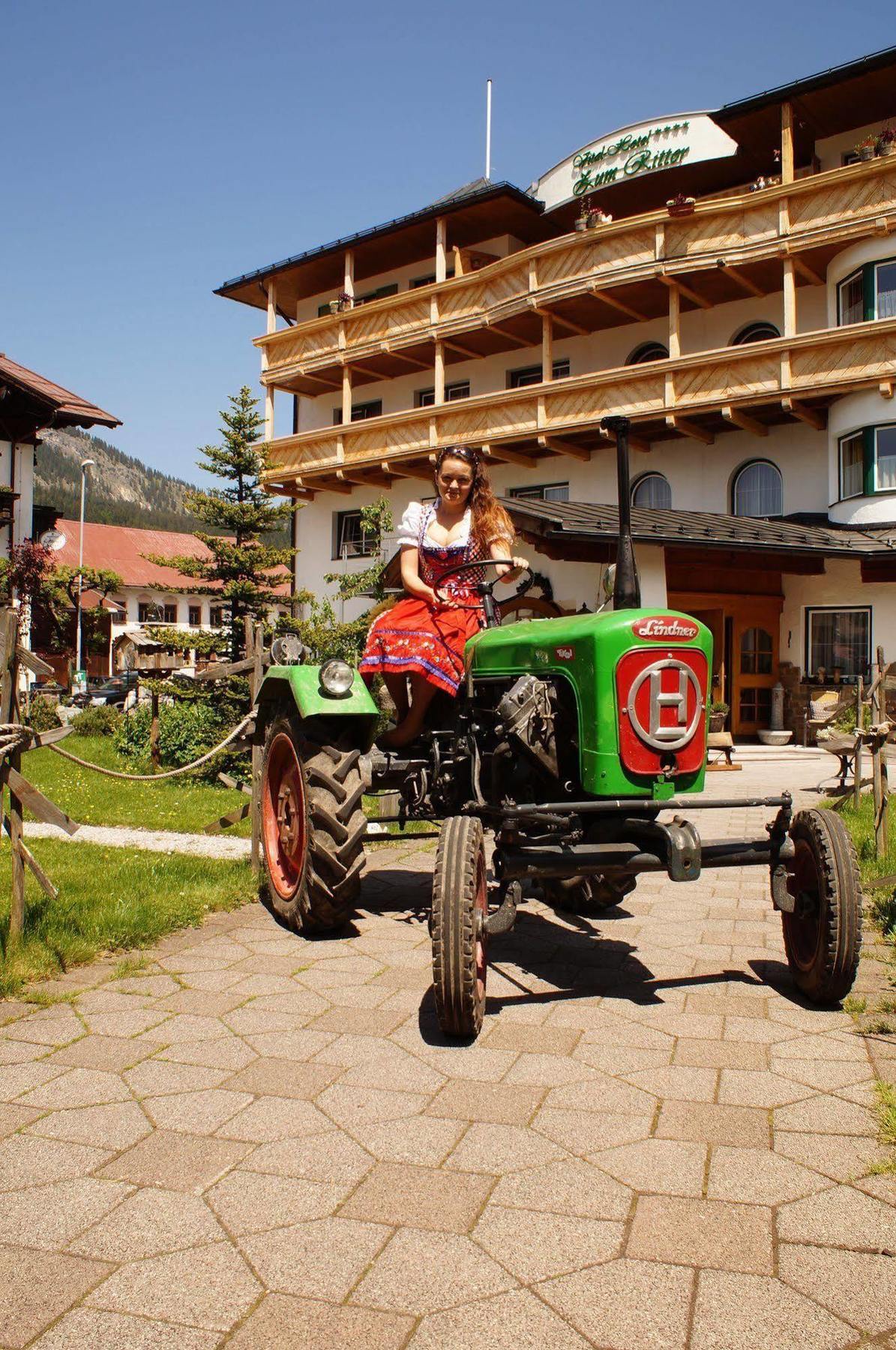 Hotel "Zum Ritter" Tannheim Eksteriør bilde